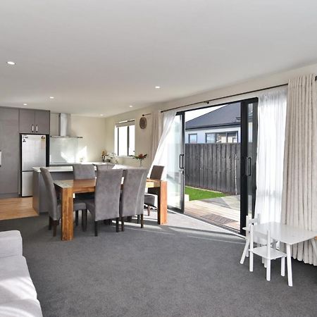 Thomas Townhouse - Christchurch Holiday Homes Екстериор снимка